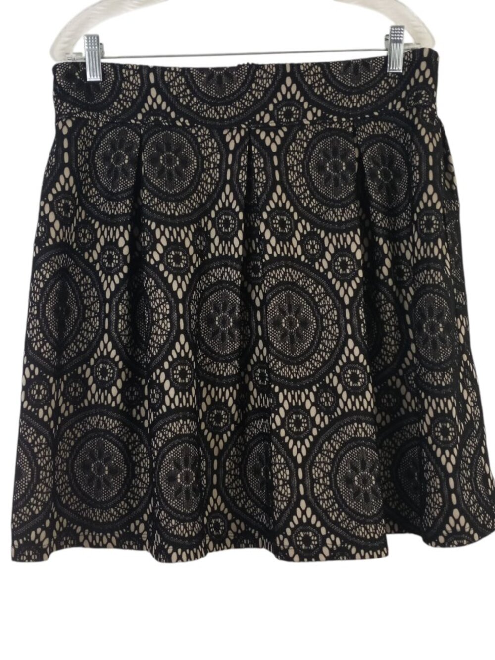 Tacera Pleated A-Line Mini Skirt sz L Black Lace Medallion Overlay